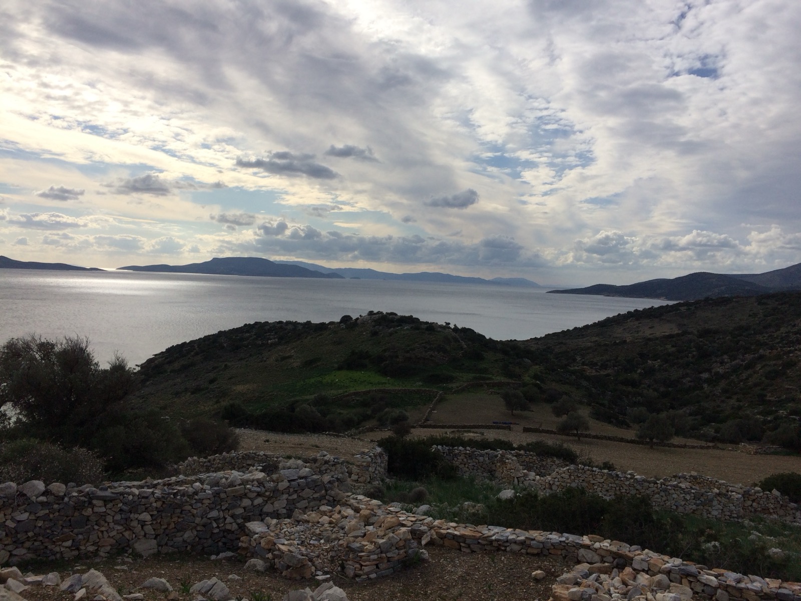 Τα μύγδαλα, ο Βόγλης και το Κορφάρι των Αμυγδαλιών — εικόνα 8